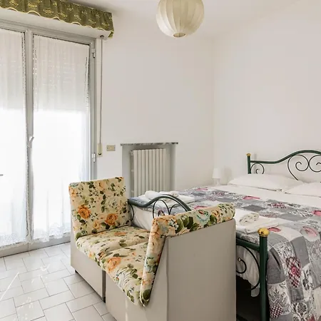 Gelsomino Huge リミニ