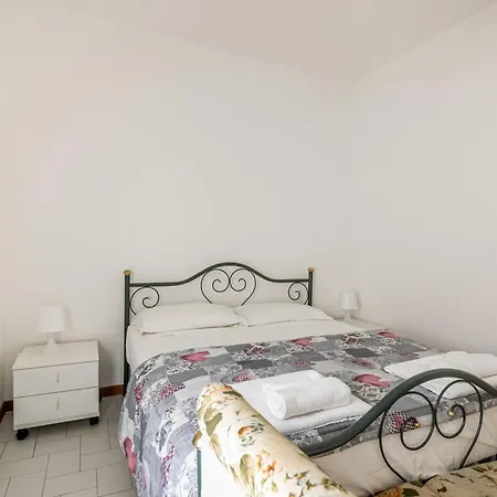 Gelsomino Huge Daire Rimini